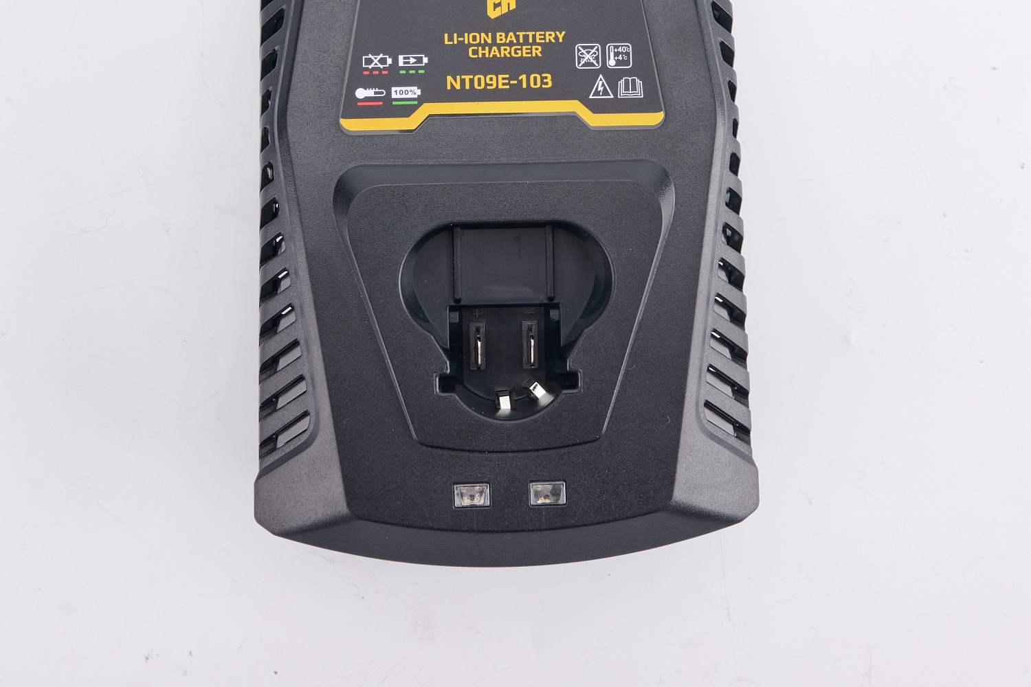 Schnellladegerät NT09E-103